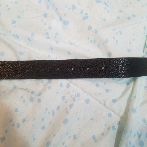 Disney's Mickey Mouse Outline Buckle Belt - Picture 5 of 7